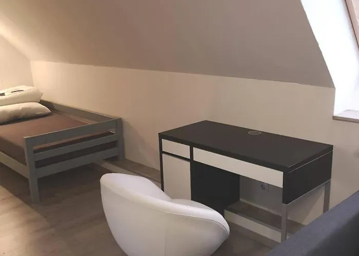 Haus 8 * Hohenwarsleben